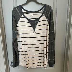 7th Ray Plaid Waffle Top